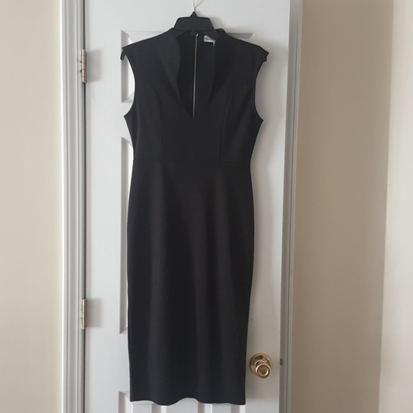 Deep Plunge Sexy black cap sleeve Dress - Picture 1 of 5